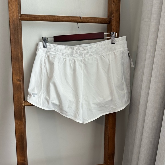 NWT TNA Action Onside Athletic Short - Picture 2 of 10